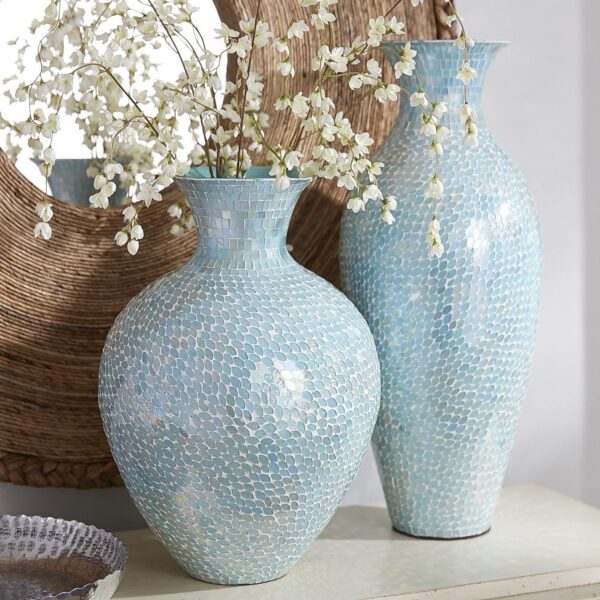 Lacquer Seashell Vase